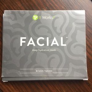 ❤️FINAL SALE❤️ New IT Works pack Facial Mask